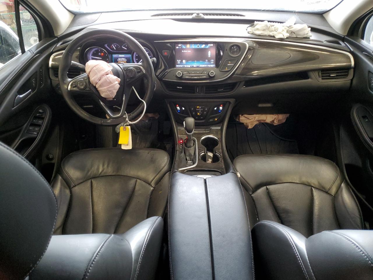 LRBFX2SA0KD007662 2019 Buick Envision Essence