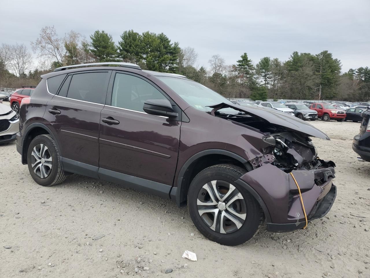 2T3BFREVXHW575018 2017 Toyota Rav4 Le