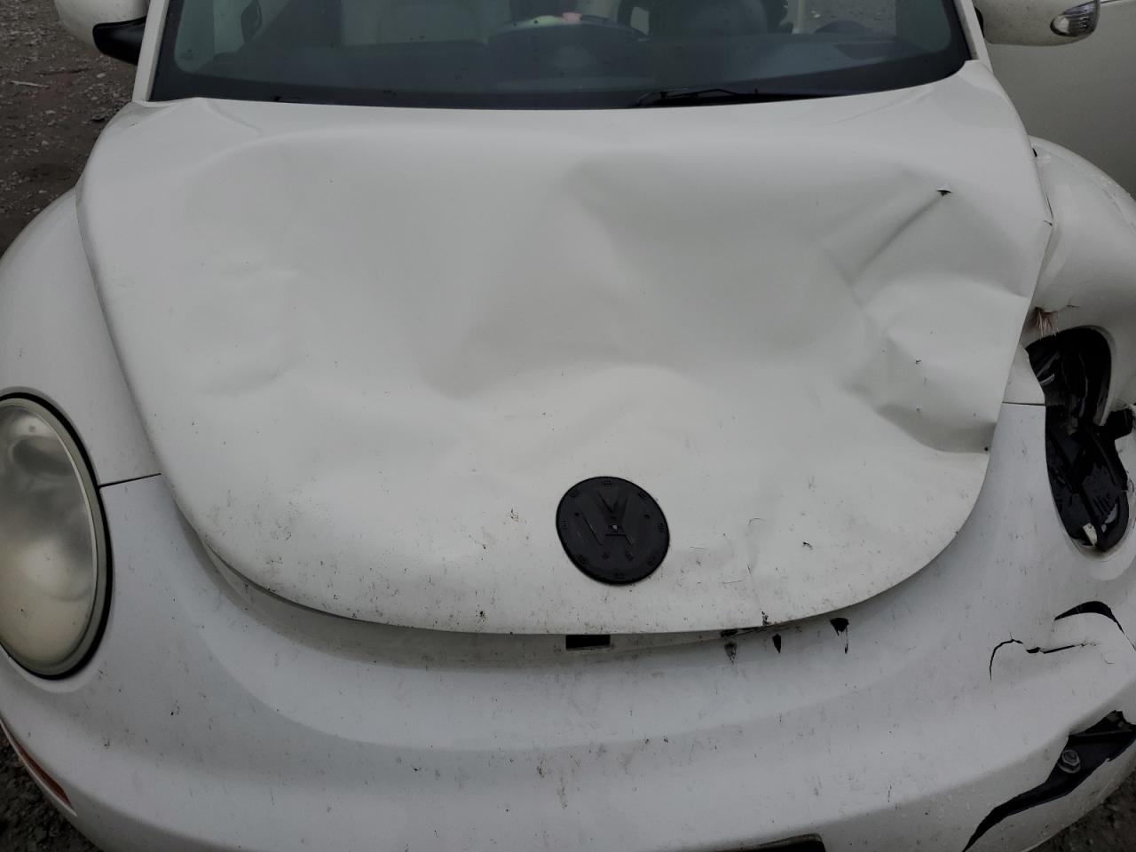 3VWFF31Y57M411574 2007 Volkswagen New Beetle Triple White