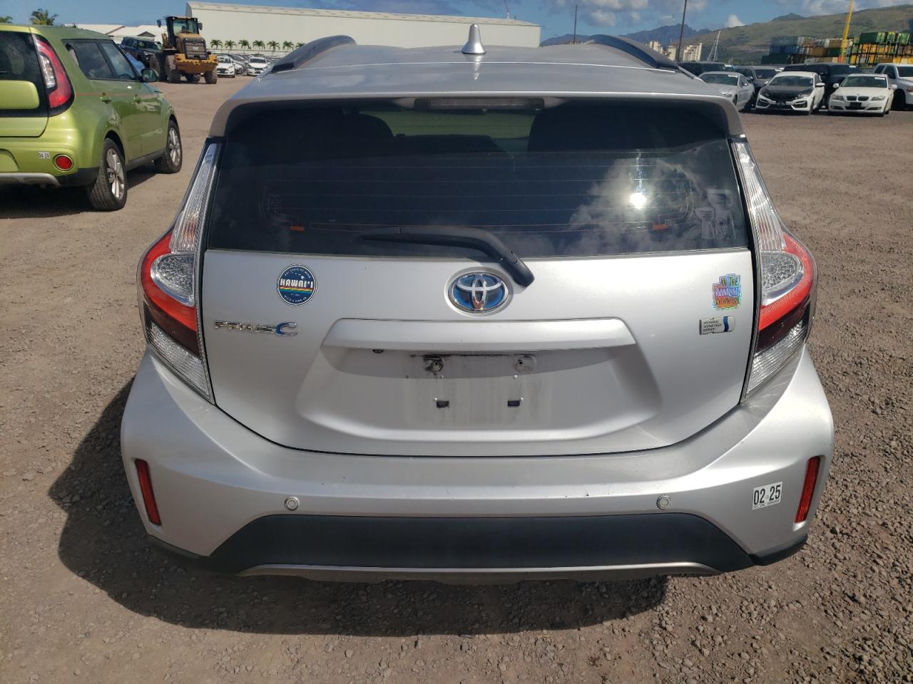 2018 Toyota Prius C vin: JTDKDTB34J1605849