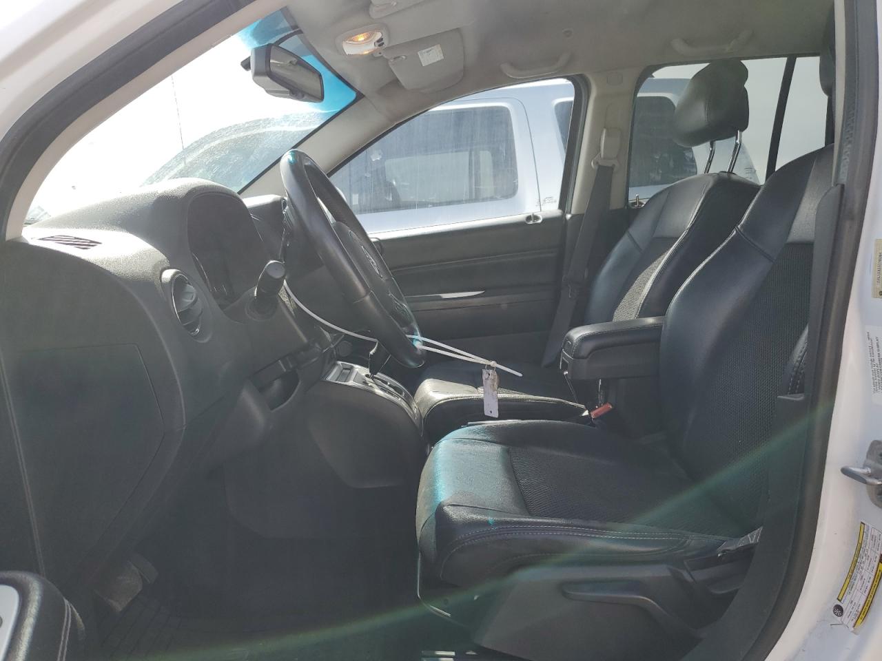 1C4NJCEB5ED769804 2014 Jeep Compass Latitude