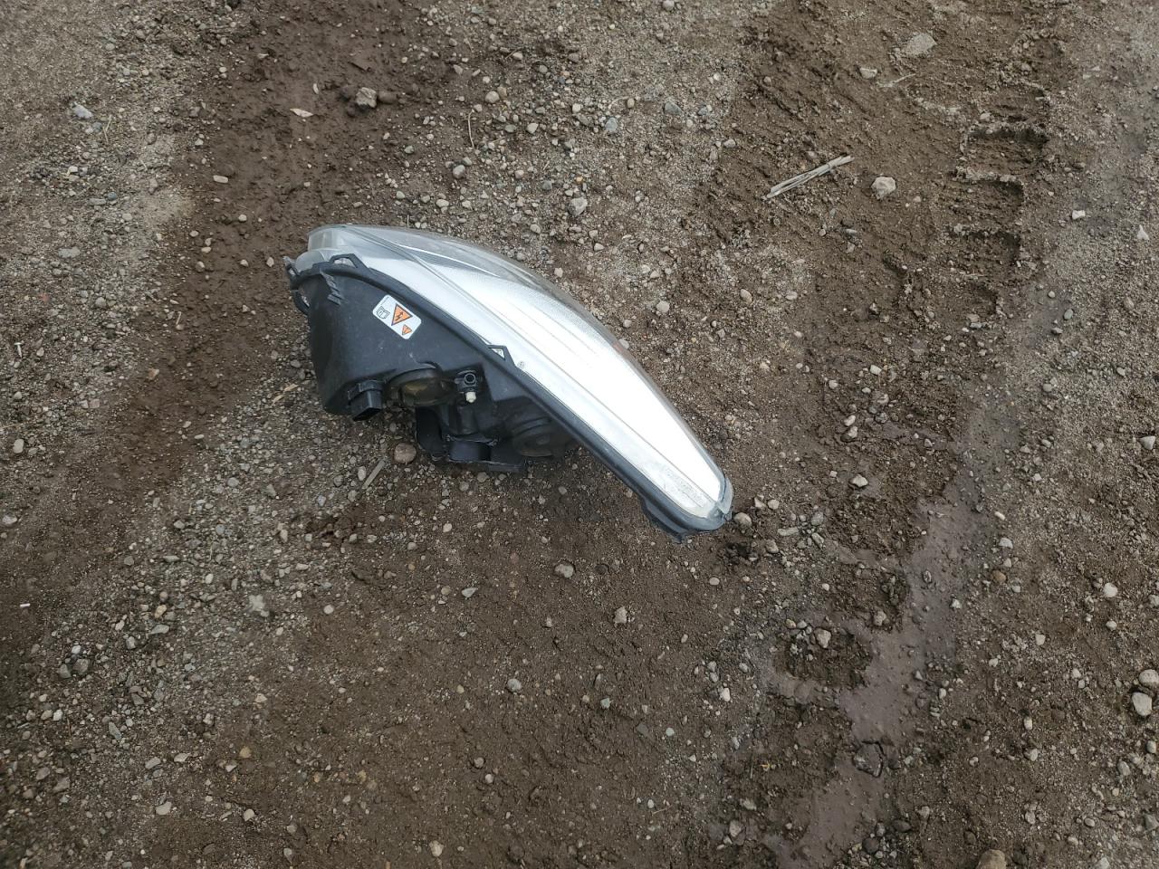 1FMCU0J95EUD71598 2014 Ford Escape Titanium