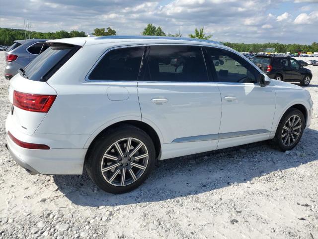 VIN WA1LHAF79KD028059 2019 Audi Q7, Premium Plus no.3