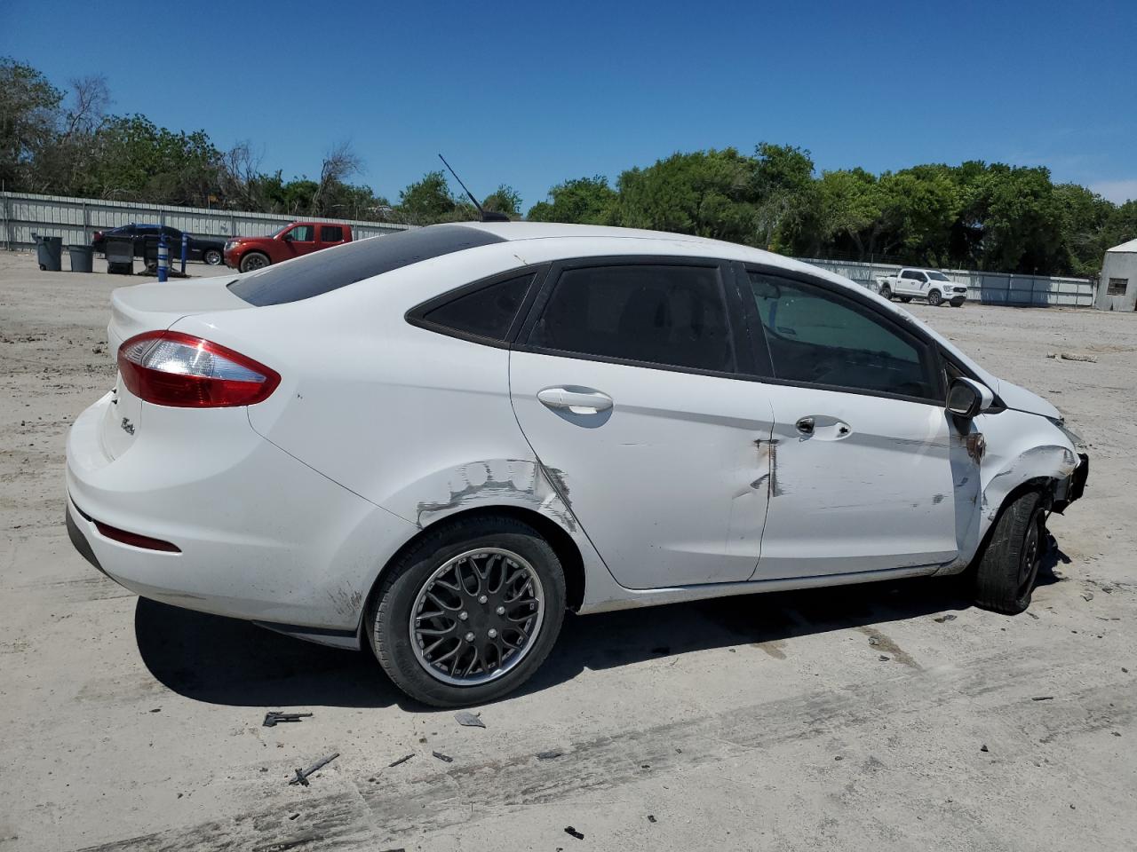 3FADP4AJXHM157660 2017 Ford Fiesta S