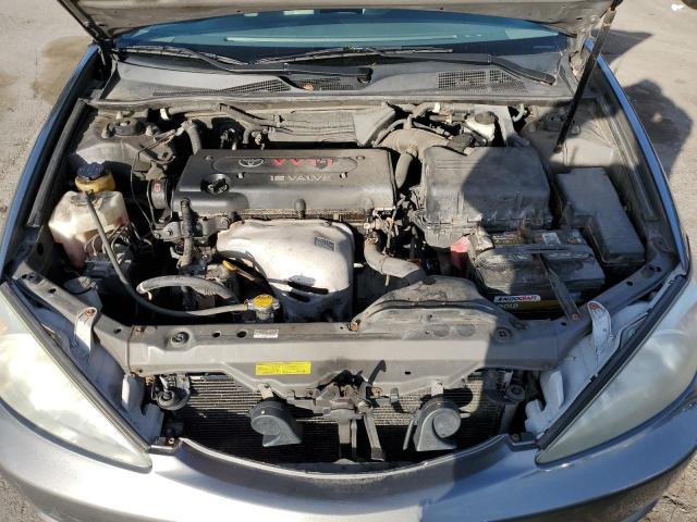 Lot #2470852903 2004 TOYOTA CAMRY LE salvage car