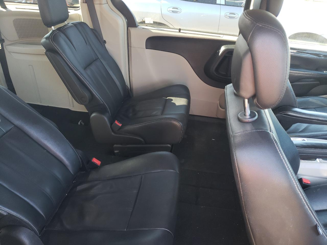 2C4RC1BG6GR149785 2016 Chrysler Town & Country Touring