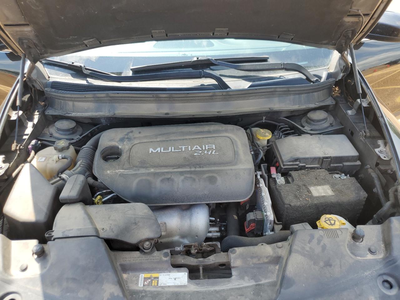 1C4PJMCB8GW220882 2016 Jeep Cherokee Latitude