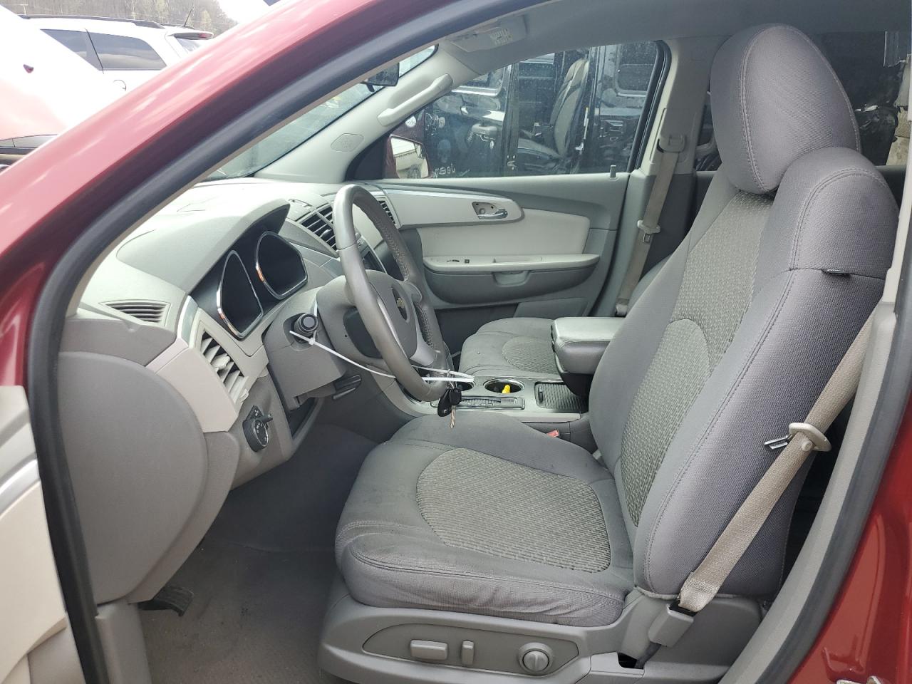 1GNLVFED5AJ205717 2010 Chevrolet Traverse Lt