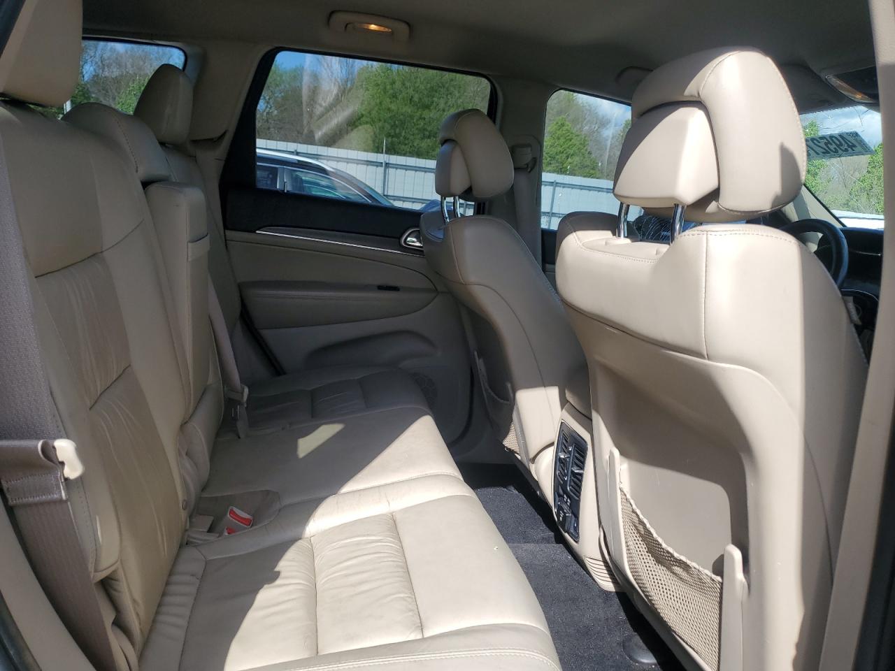 1C4RJEBM6EC381098 2014 Jeep Grand Cherokee Limited