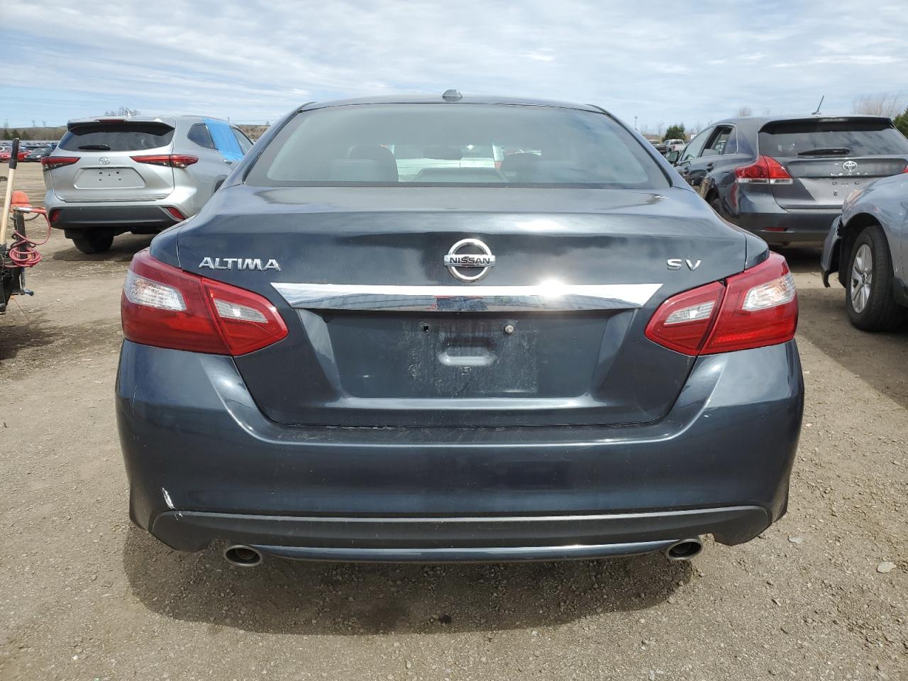 1N4AL3AP8JC150419 2018 Nissan Altima 2.5