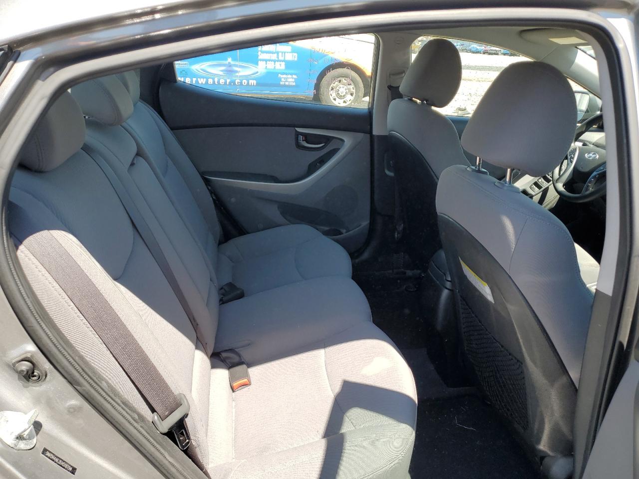 5NPDH4AE2EH518794 2014 Hyundai Elantra Se