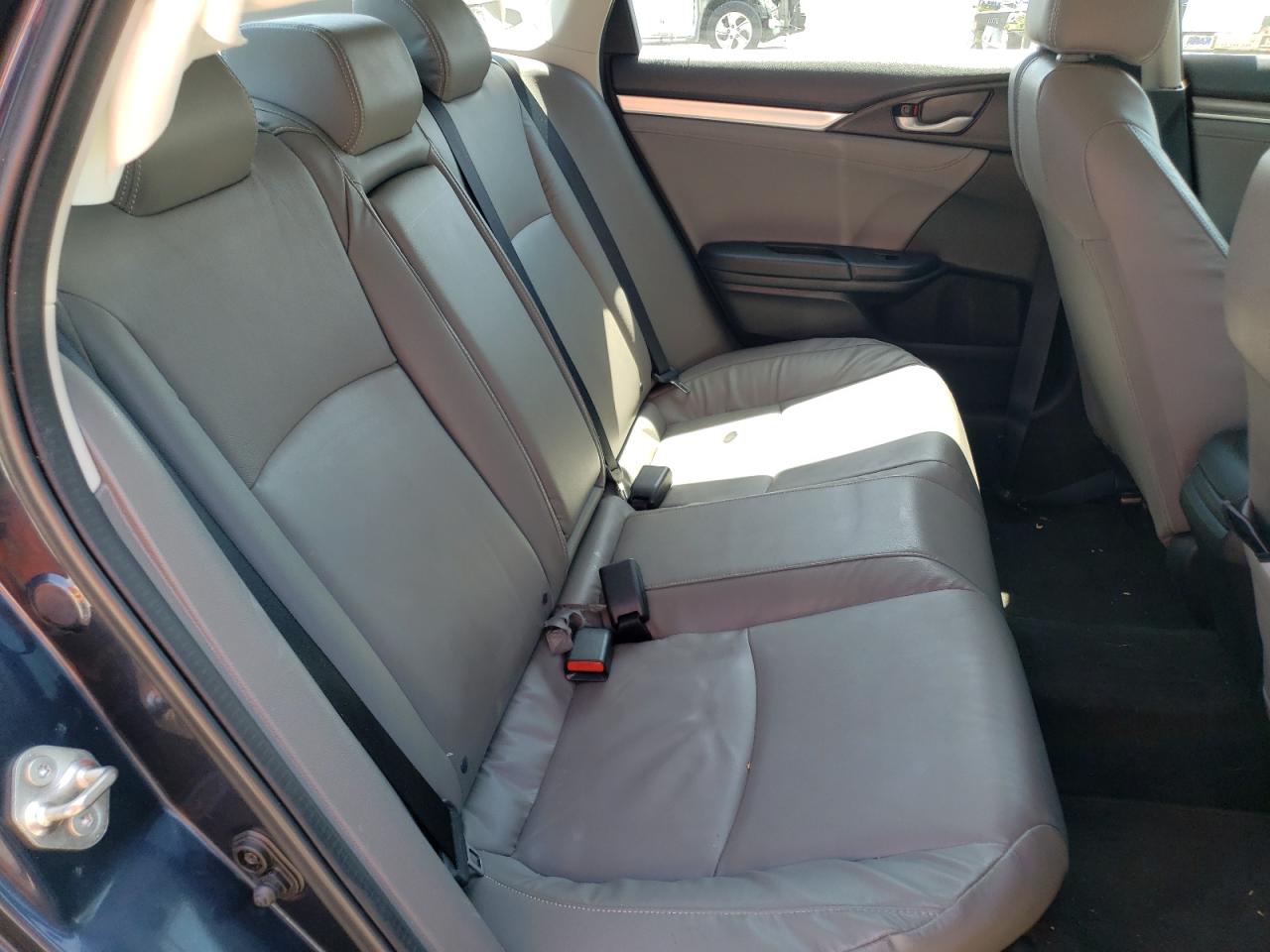 19XFC1F79KE202972 2019 Honda Civic Exl