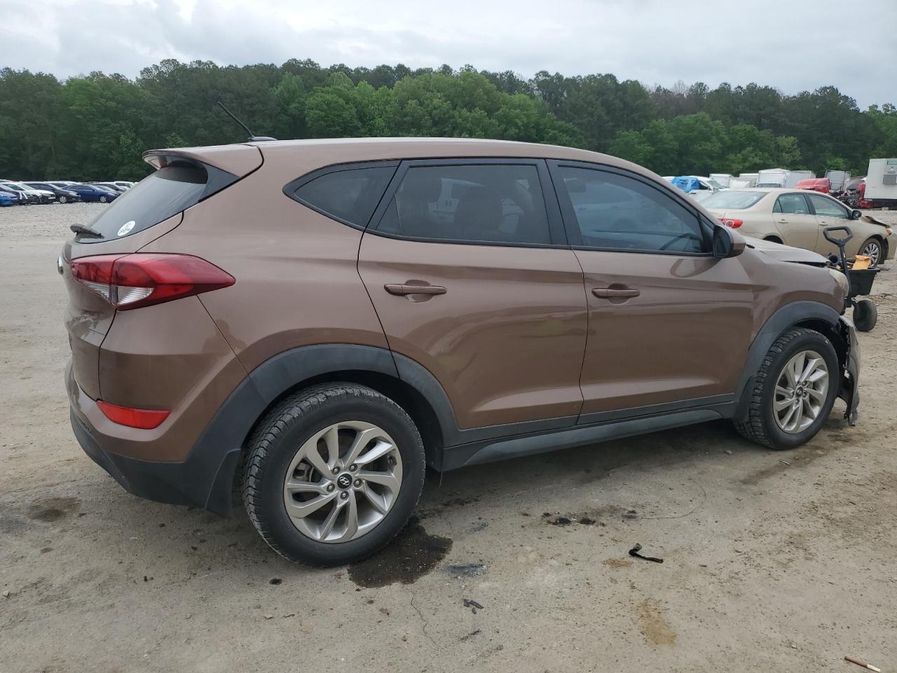 KM8J23A49GU033272 2016 Hyundai Tucson Se