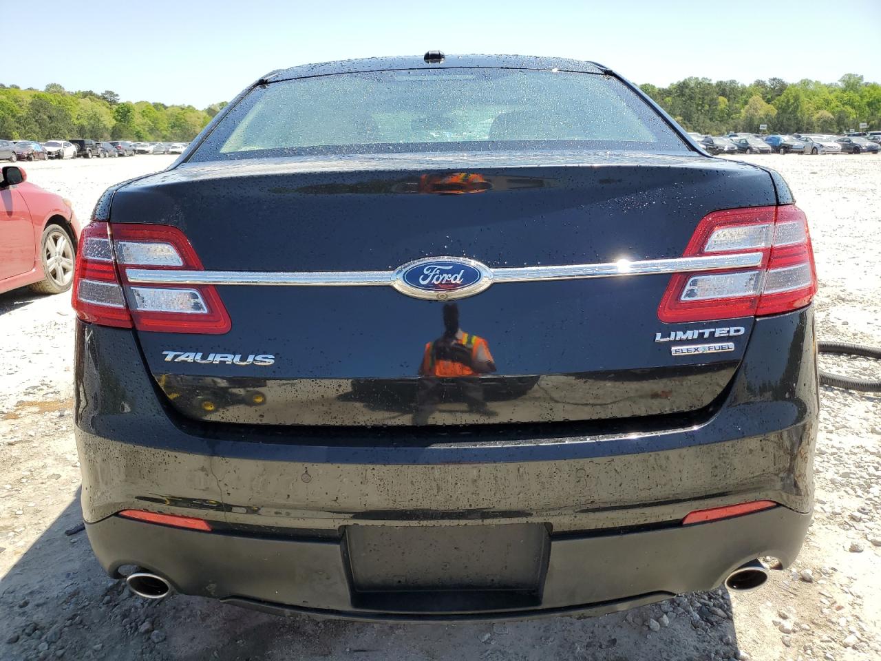 1FAHP2F84FG180189 2015 Ford Taurus Limited