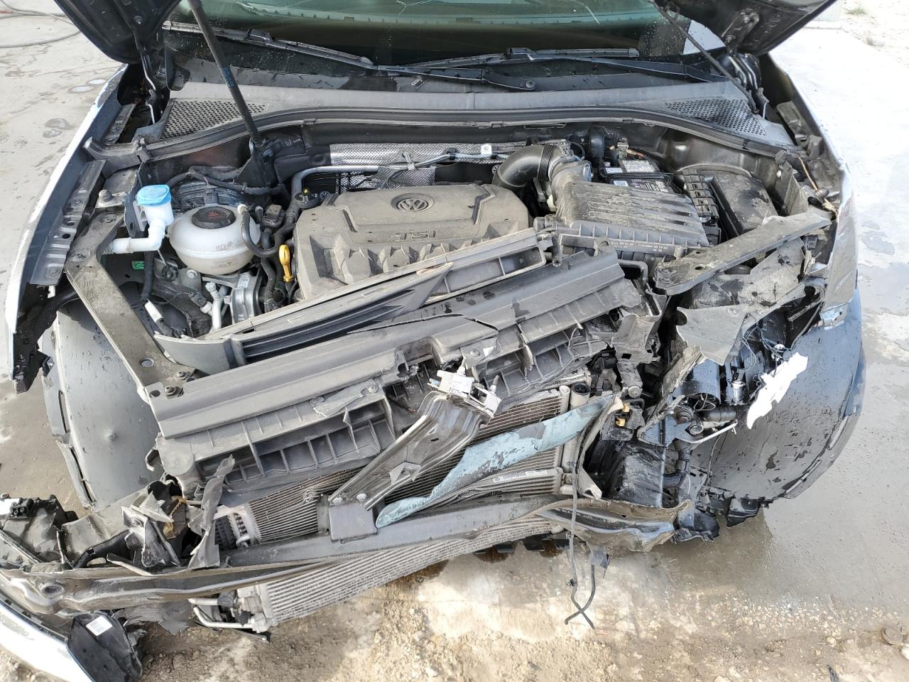 3VV1B7AX6LM053467 2020 Volkswagen Tiguan S