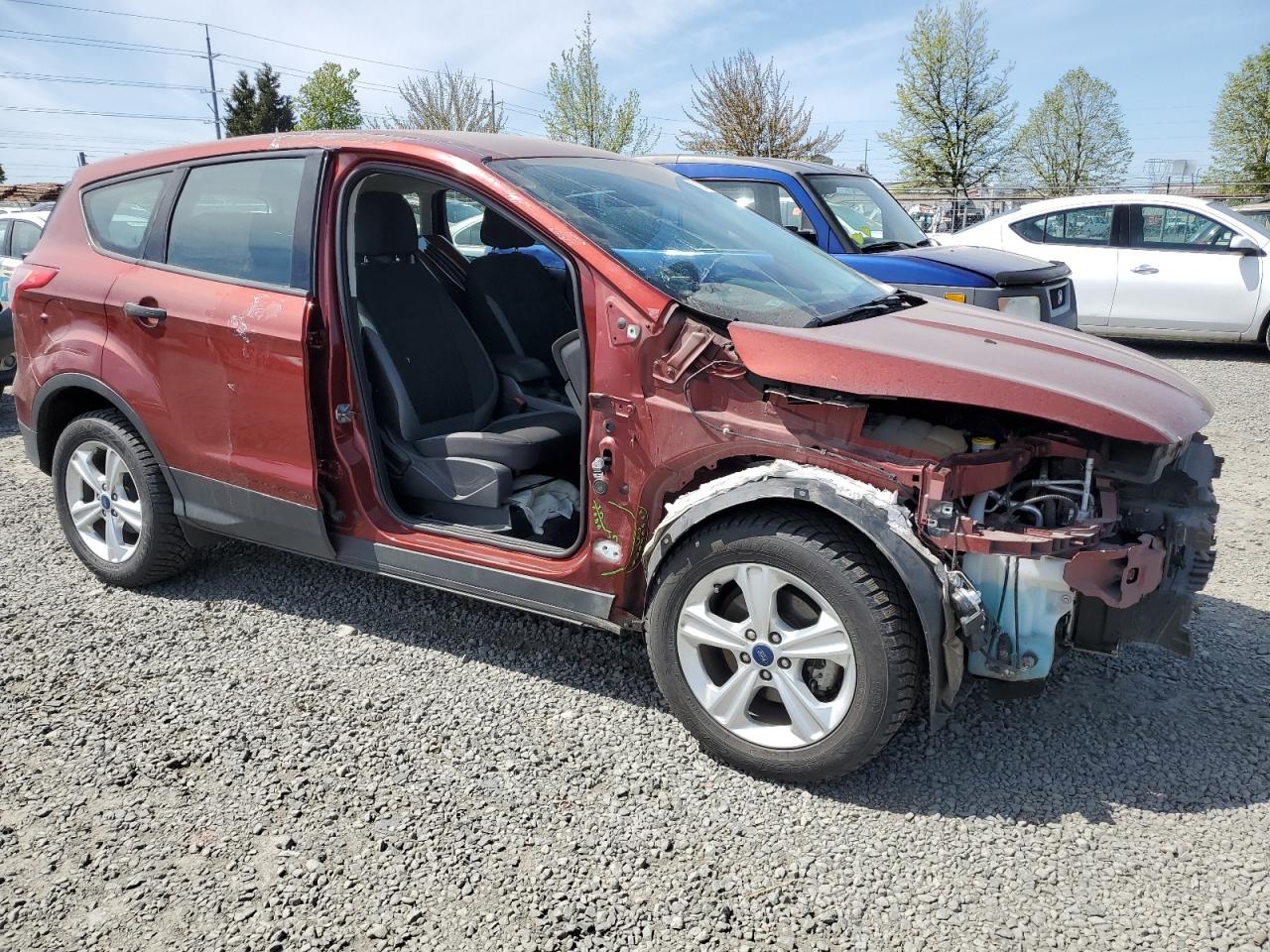 2015 Ford Escape S vin: 1FMCU0F71FUC13140