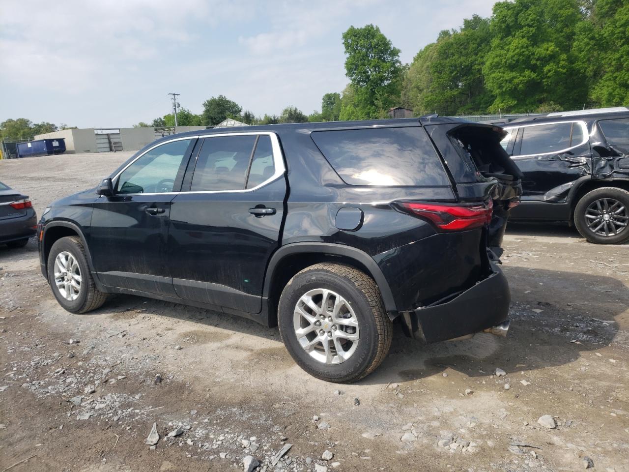 1GNEVFKWXNJ176574 2022 Chevrolet Traverse Ls