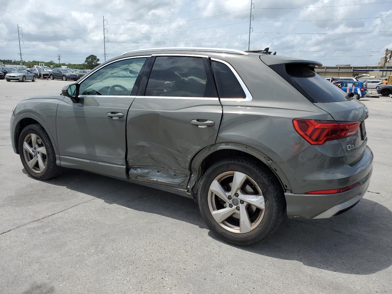 WA1AECF31K1079999 2019 Audi Q3 Premium