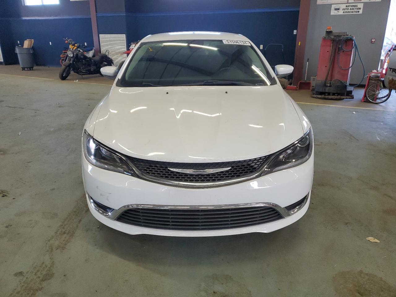 1C3CCCAB7FN744698 2015 Chrysler 200 Limited