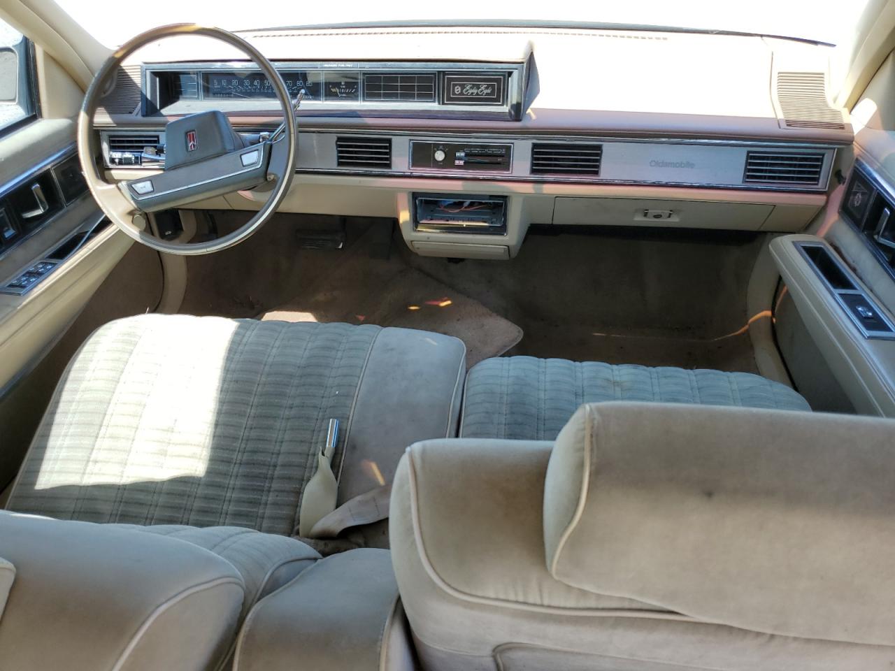 1G3HN5137HW308172 1987 Oldsmobile Delta 88 Royale