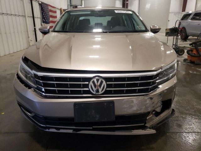 1VWCT7A38GC065447 2016 Volkswagen Passat Sel