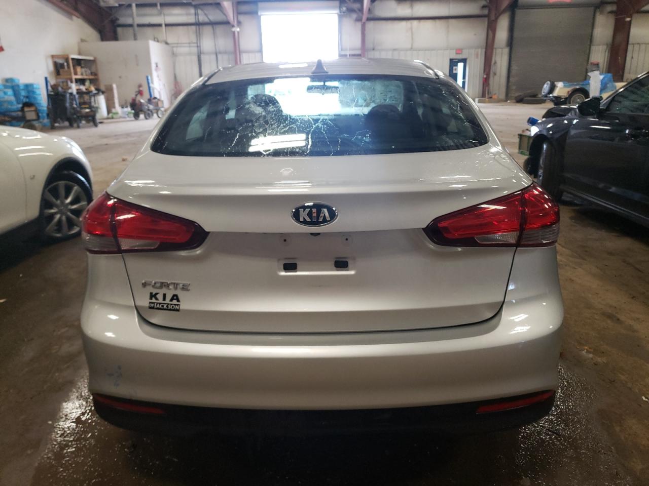 3KPFK4A78JE280332 2018 Kia Forte Lx