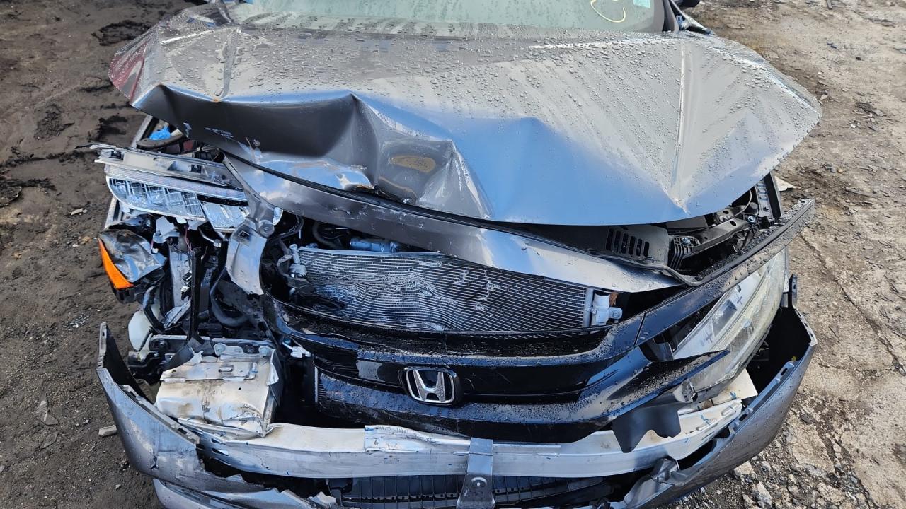 SHHFK7H92JU408551 2018 Honda Civic Sport Touring