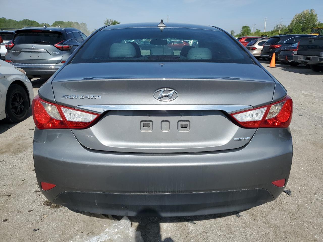 5NPEC4AC0EH831893 2014 Hyundai Sonata Se