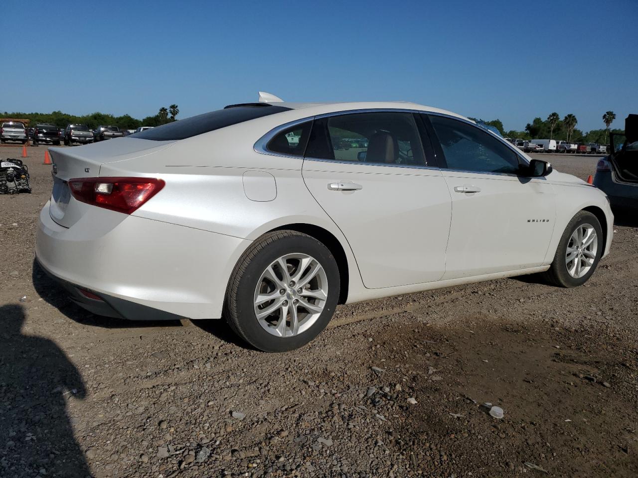 1G1ZE5ST7HF104886 2017 Chevrolet Malibu Lt