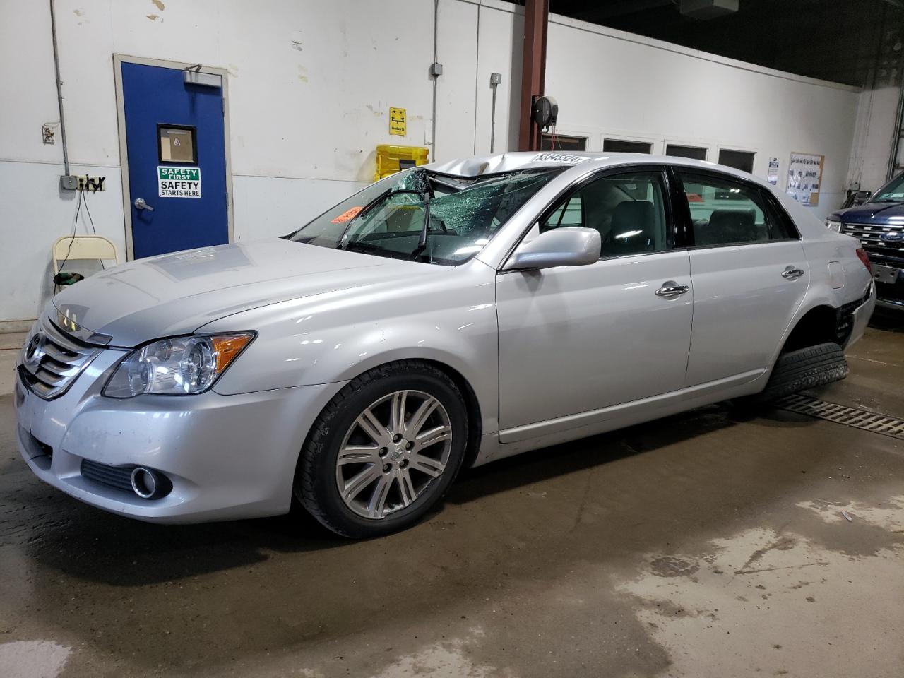 4T1BK36BX8U318396 2008 Toyota Avalon Xl