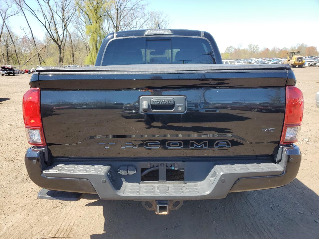 3TMCZ5AN2KM257722 2019 Toyota Tacoma Double Cab