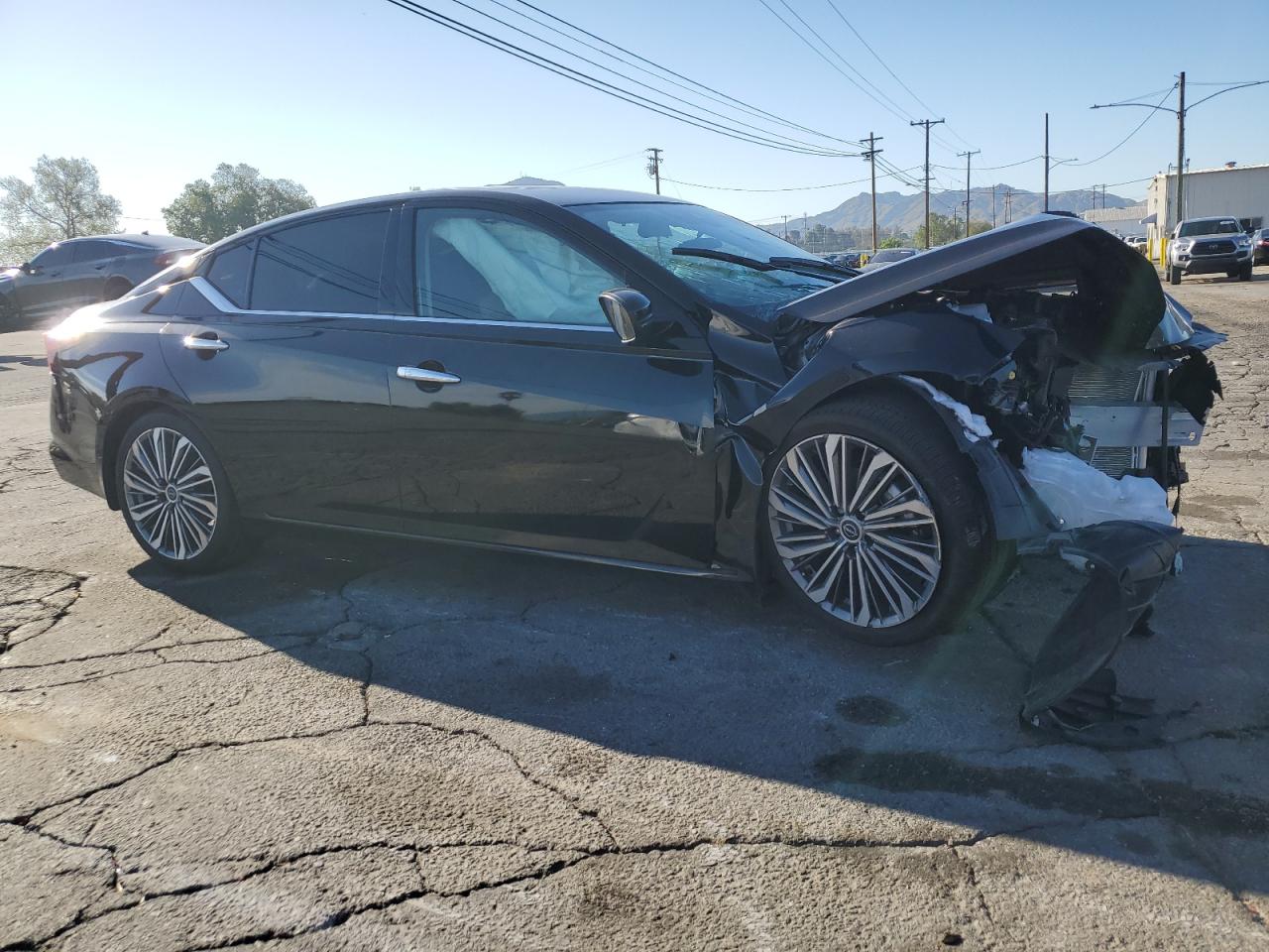 2023 Nissan Altima Sl vin: 1N4BL4EV7PN409868