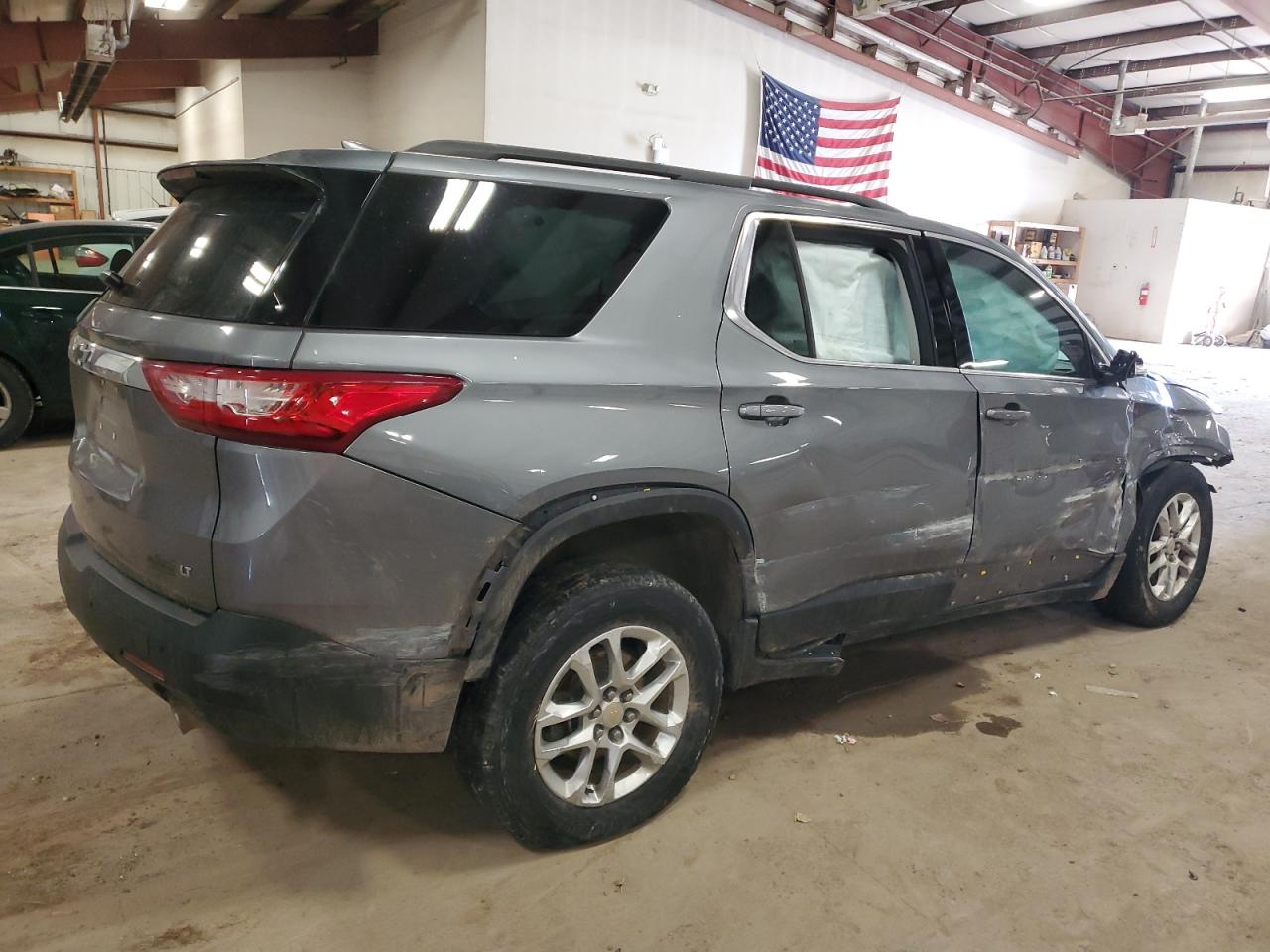 1GNEVGKW8KJ213381 2019 Chevrolet Traverse Lt