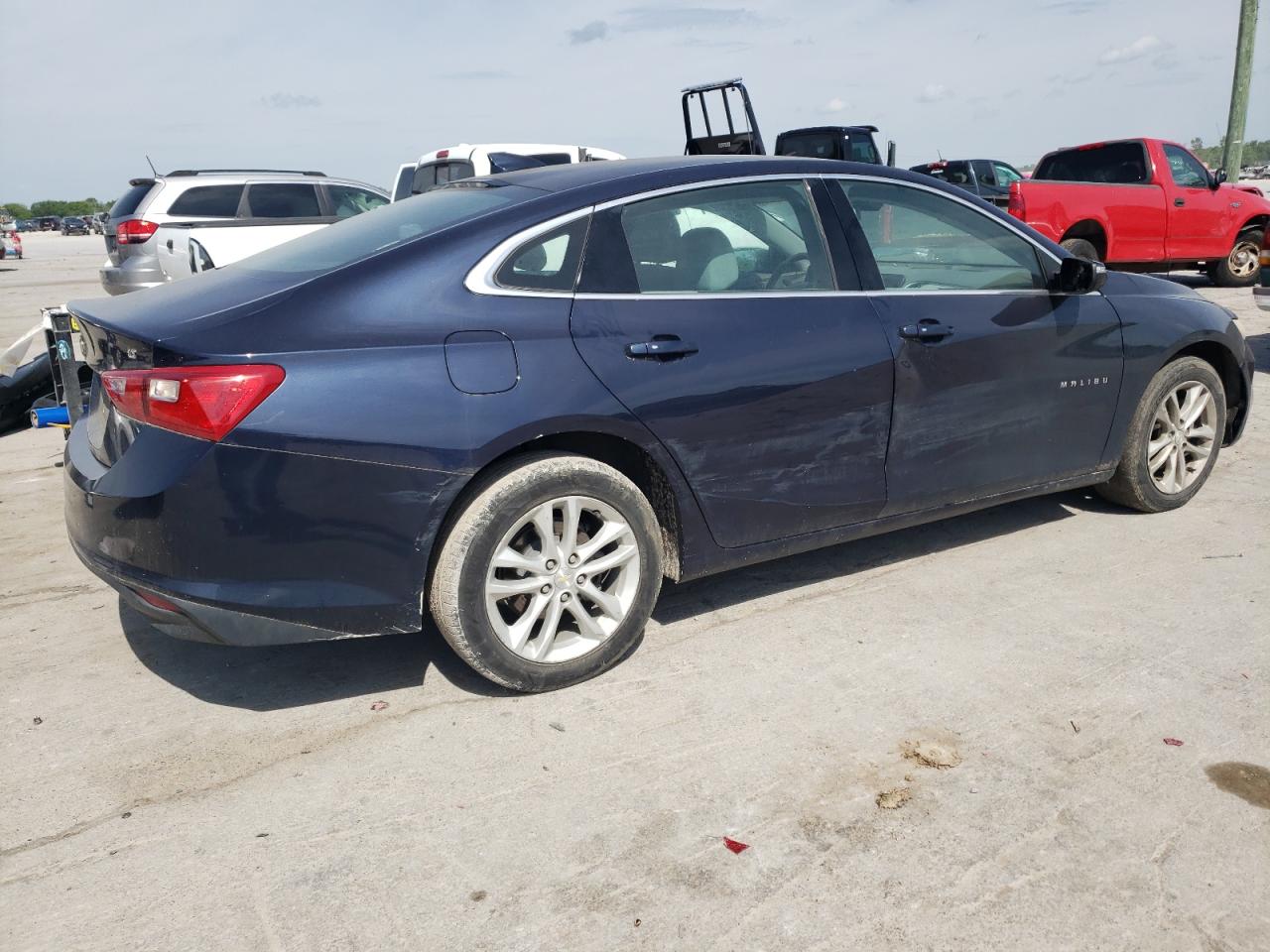 1G1ZD5ST8JF106056 2018 Chevrolet Malibu Lt