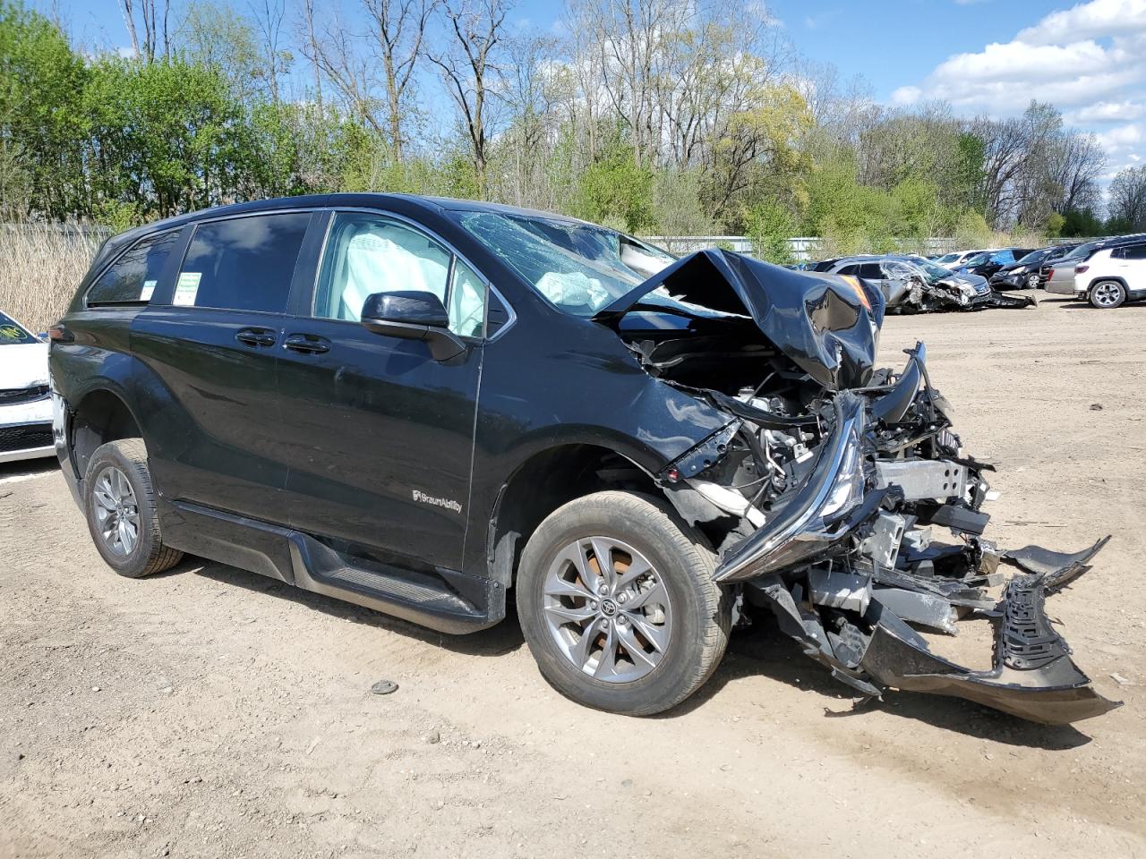 5TDKRKEC3NS133210 2022 Toyota Sienna Le