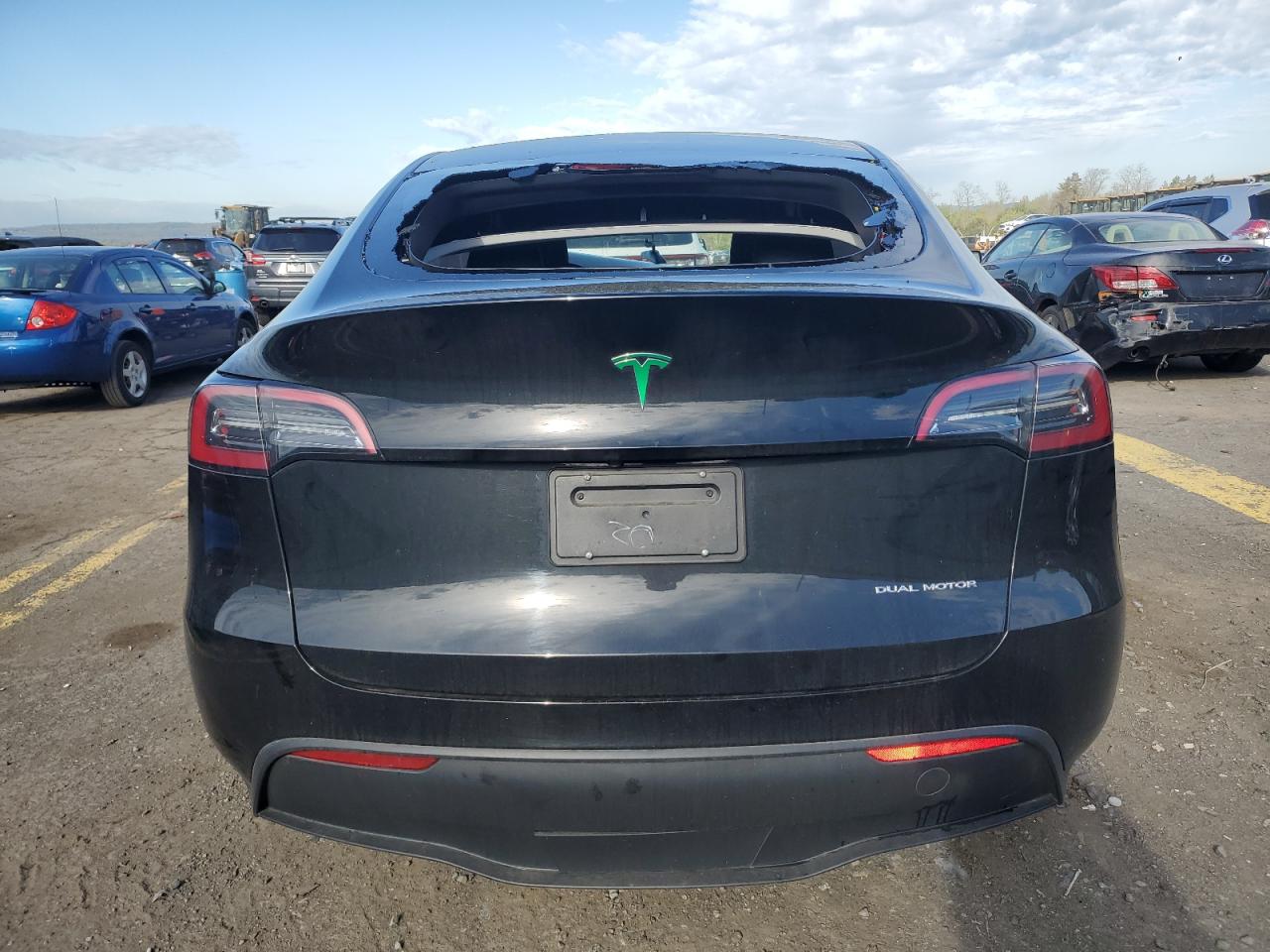 7SAYGDEE2PF673252 2023 Tesla Model Y