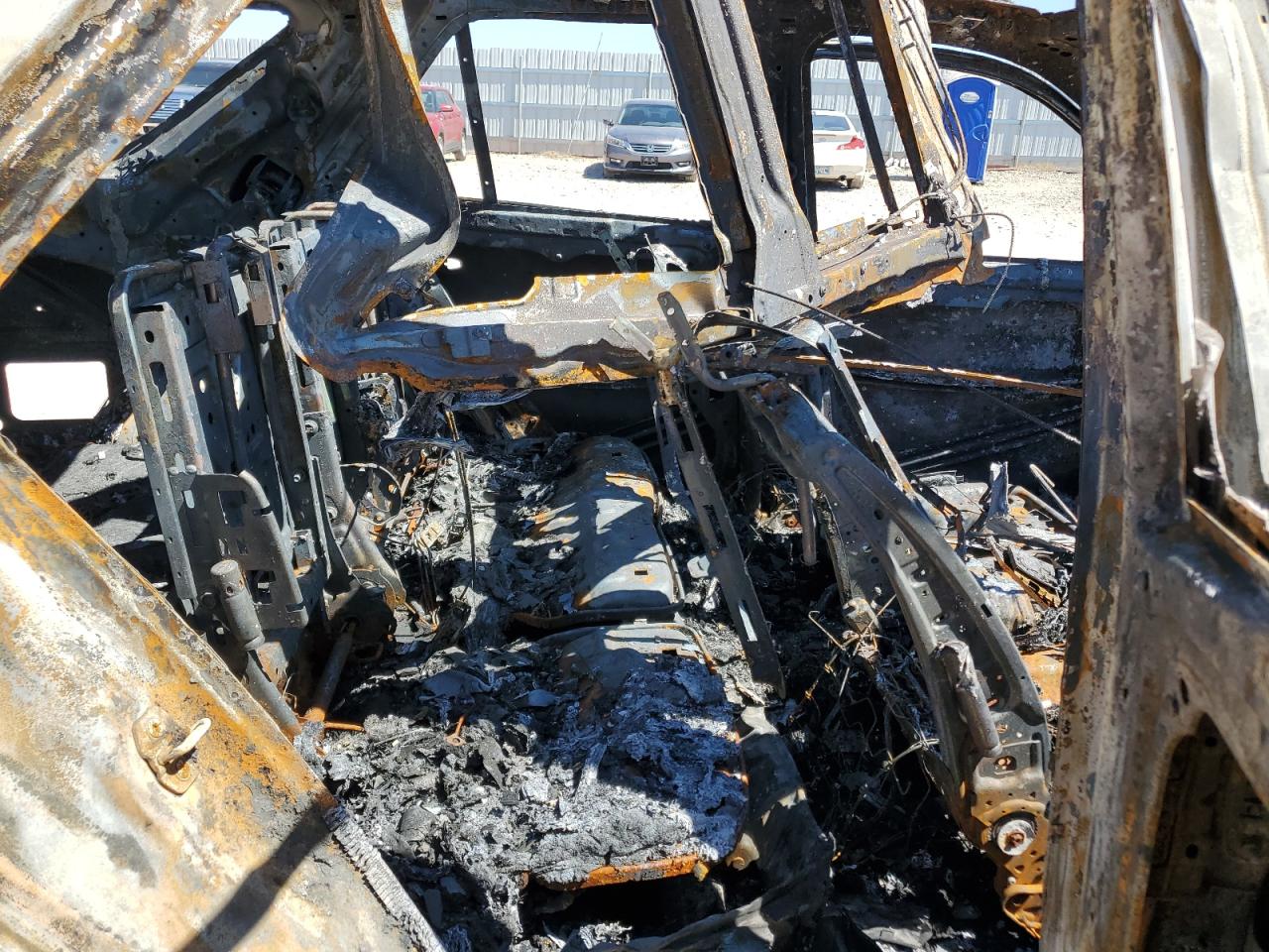 4JGDA5HB3CA039242 2012 Mercedes-Benz Ml 350 4Matic