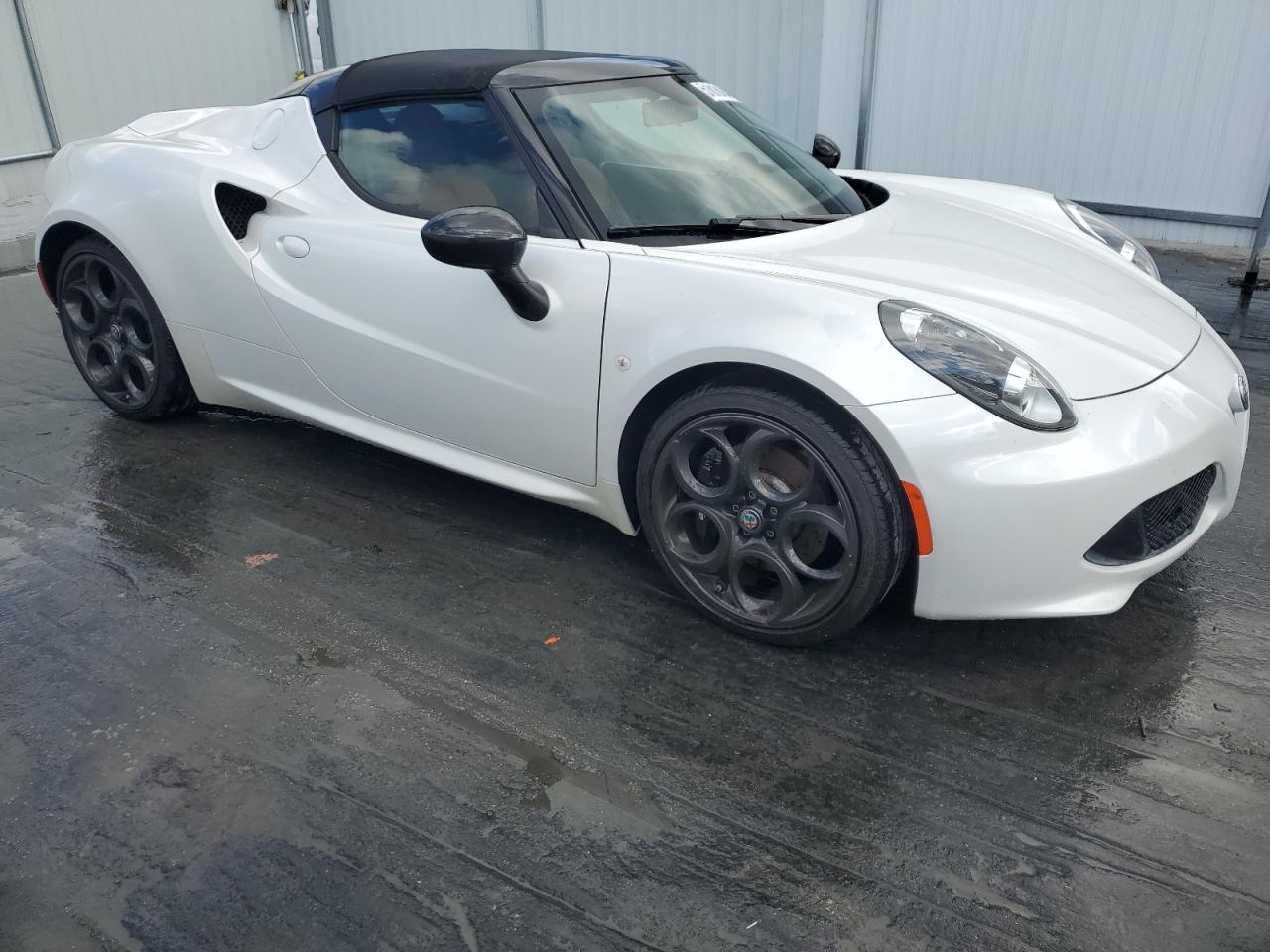 ZARBAAB4XJM282465 2018 Alfa Romeo 4C Spider