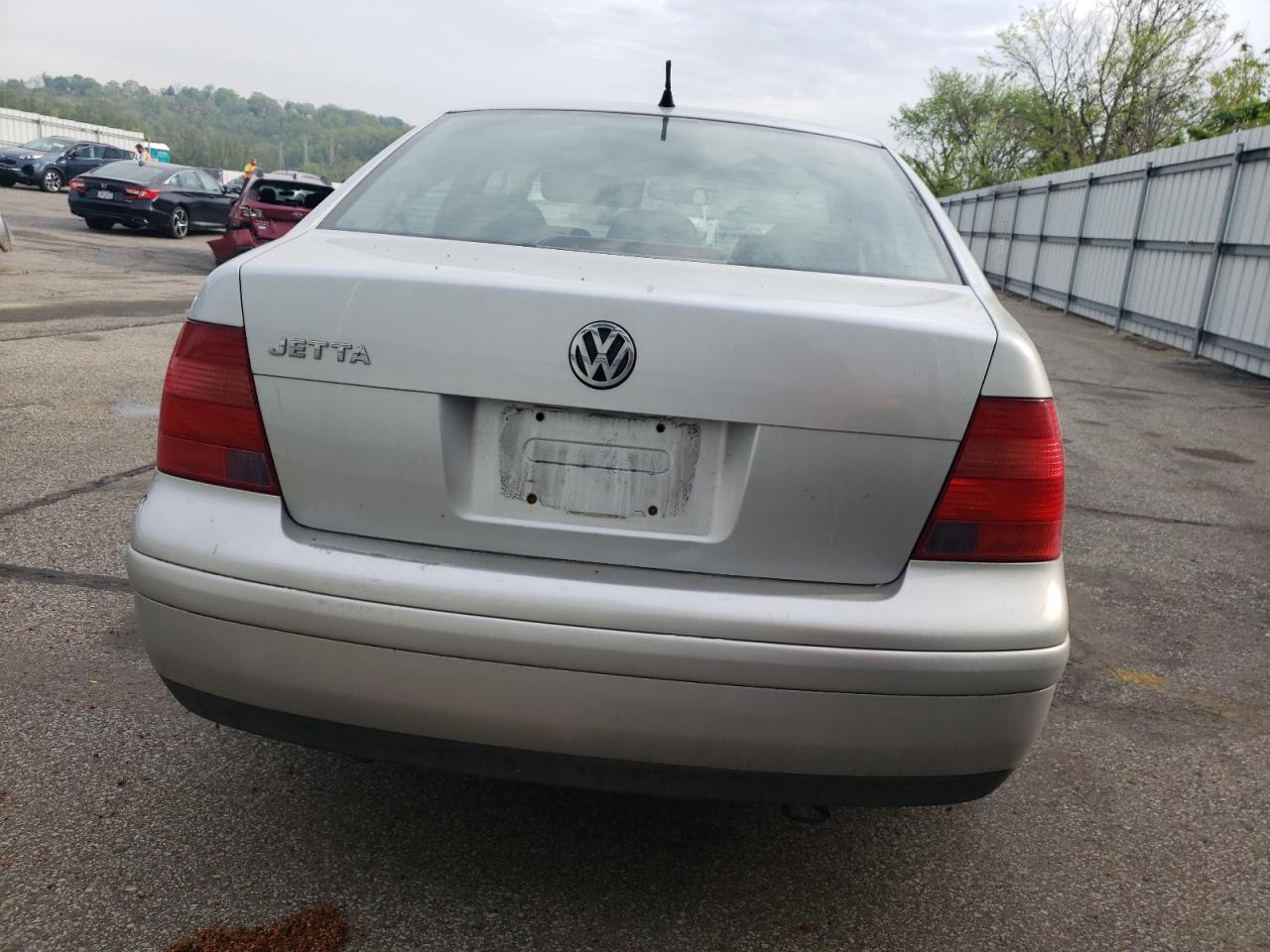 3VWSK69M03M090308 2003 Volkswagen Jetta Gls