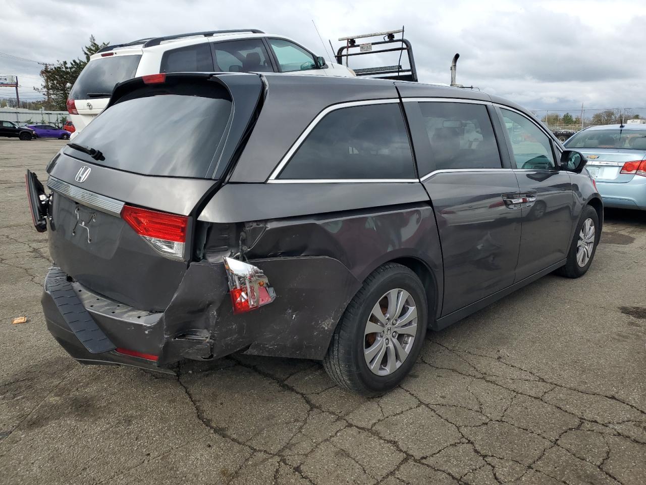 5FNRL5H61GB153681 2016 Honda Odyssey Exl