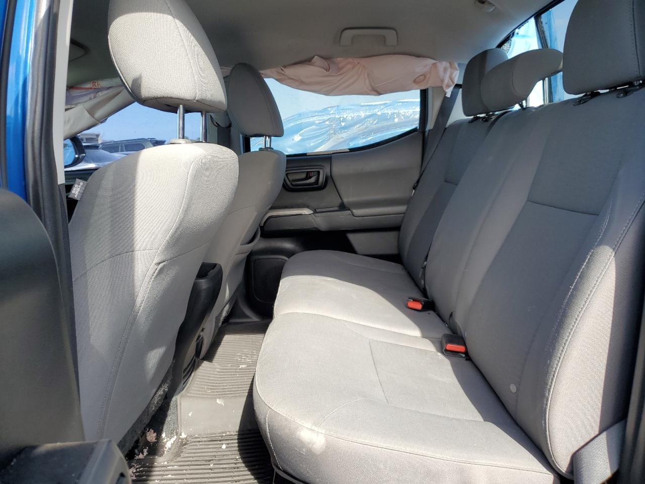 VIN: 5TFAZ5CN0JX059251 2018 TOYOTA TACOMA