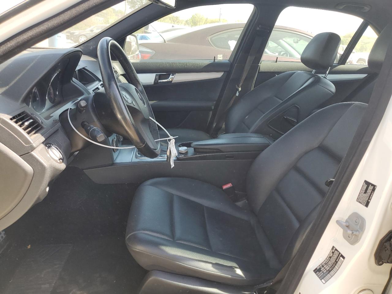 WDDGF54X19R056870 2009 Mercedes-Benz C 300