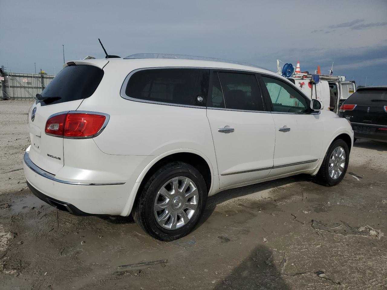 5GAKRBKDXHJ243560 2017 Buick Enclave