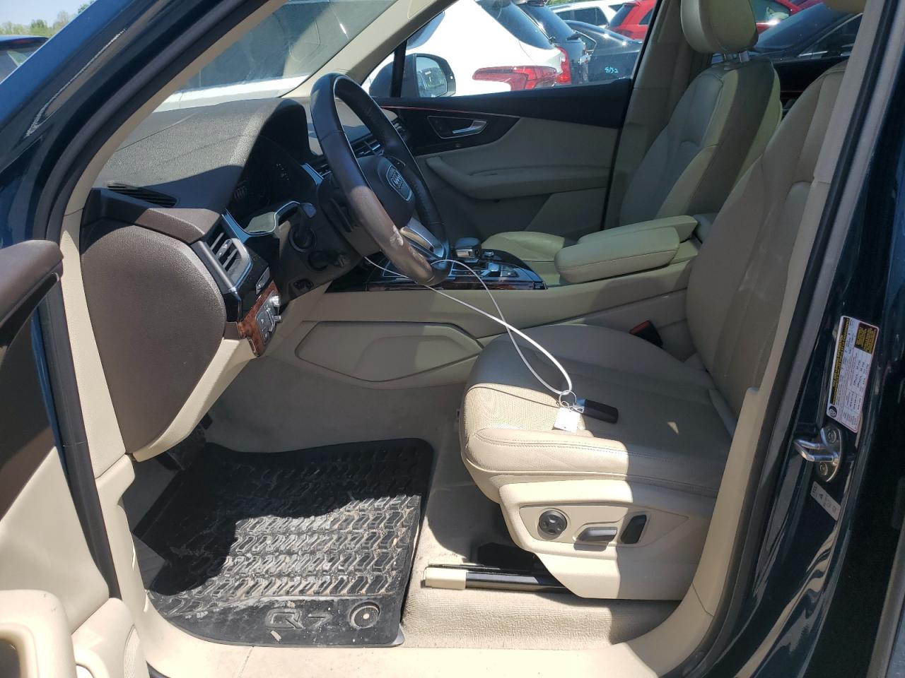 WA1VAAF79JD030454 2018 Audi Q7 Prestige