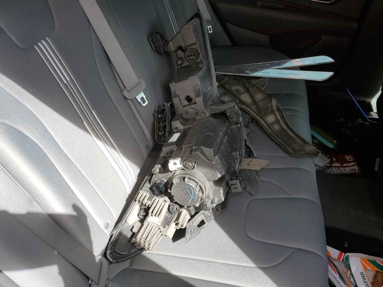 5NPLM4AG8NH078699 2022 Hyundai Elantra Sel