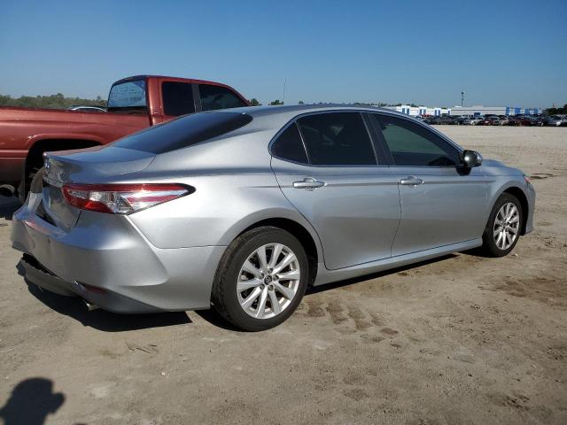 2018 Toyota Camry L VIN: 4T1B11HK4JU092351 Lot: 52130024