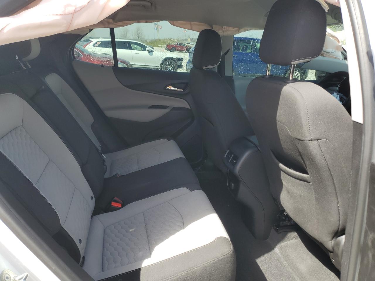 2GNAXHEV7J6310326 CHEVROLET EQUINOX 2018