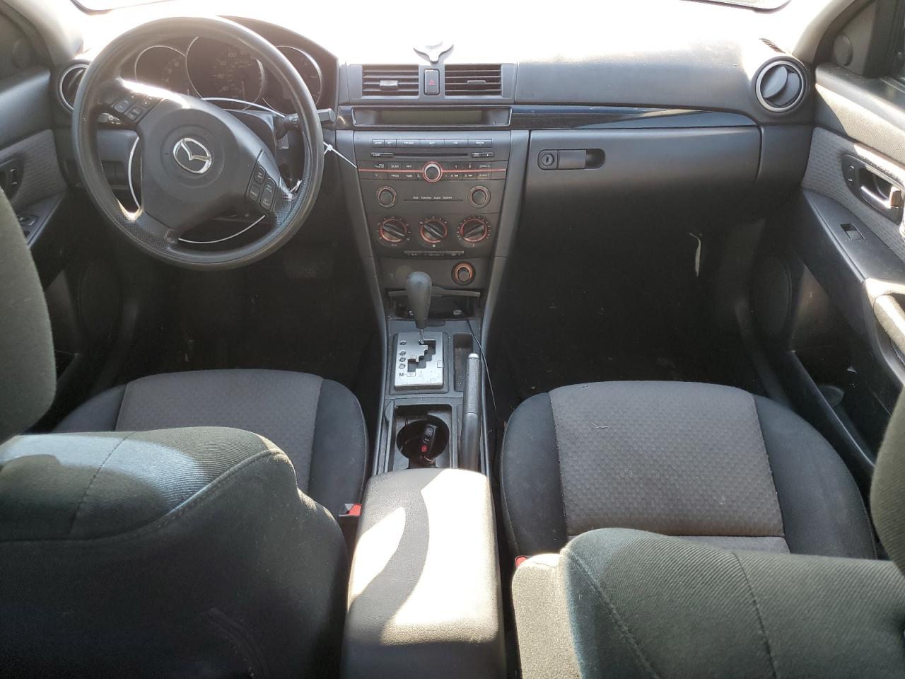 JM1BK32F161471731 2006 Mazda 3 I
