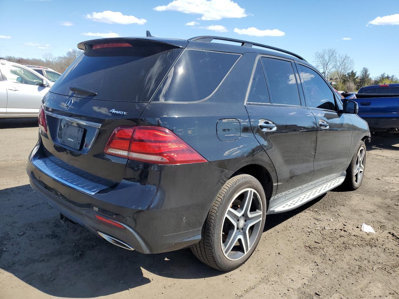 4JGDA5HB3HA900023 2017 Mercedes-Benz Gle 350 4Matic