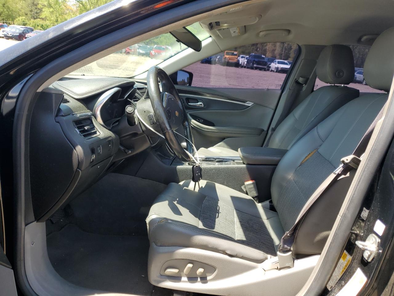 1G1105S33HU189863 2017 Chevrolet Impala Lt